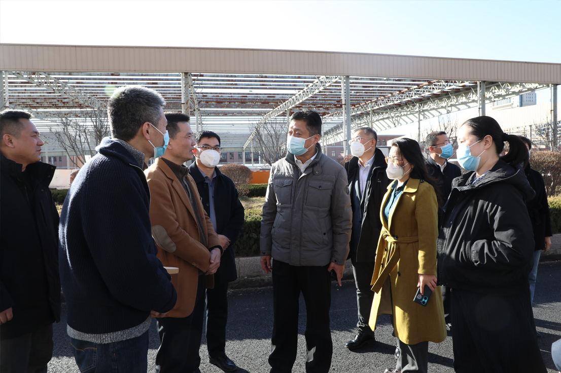 濟(jì)南海關(guān)副關(guān)長張藝兵一行蒞臨中凱冷鏈物流園調(diào)研指導(dǎo)